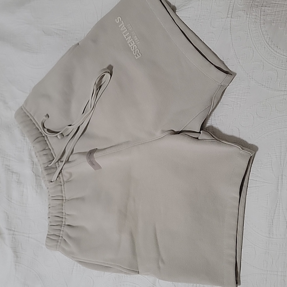 Like New Authentic Essentials Fear of God Women's Beige Cream Comfy Soft Shorts